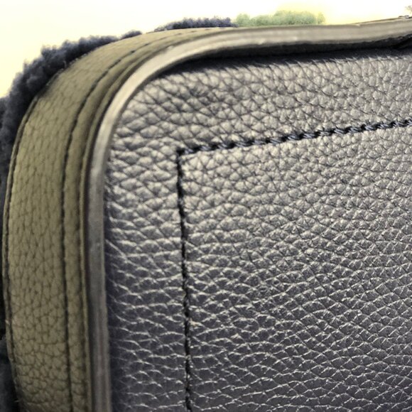 Tory Burch Shearling Bucket Bag - Picture 11 of 12